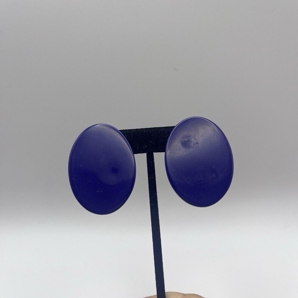 Vintage Blue Round Button Lucite Or Acrylic Earrings 1.5”W